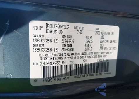 2005 Dodge Grand Caravan Sxt from USA, damaged, VIN 2D4GP44LX5R581304